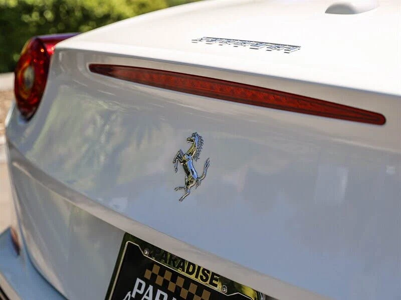 2015 Ferrari California T - Image 16 of 31