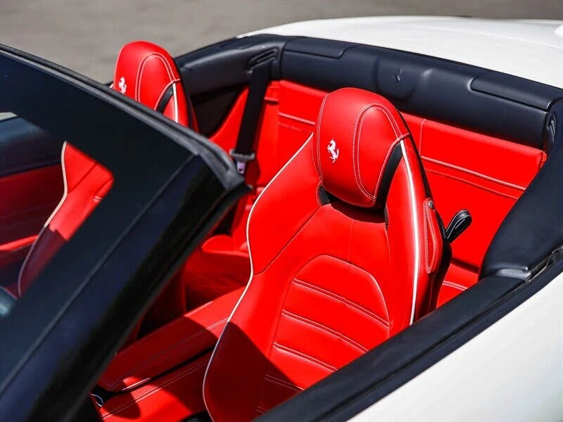 2015 Ferrari California T - Image 23 of 31