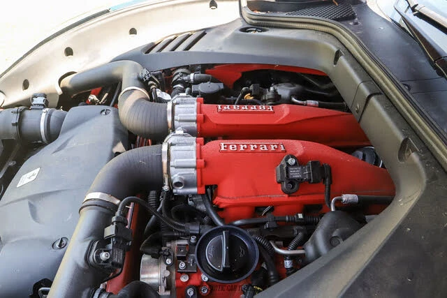 2015 Ferrari California T - Image 29 of 31