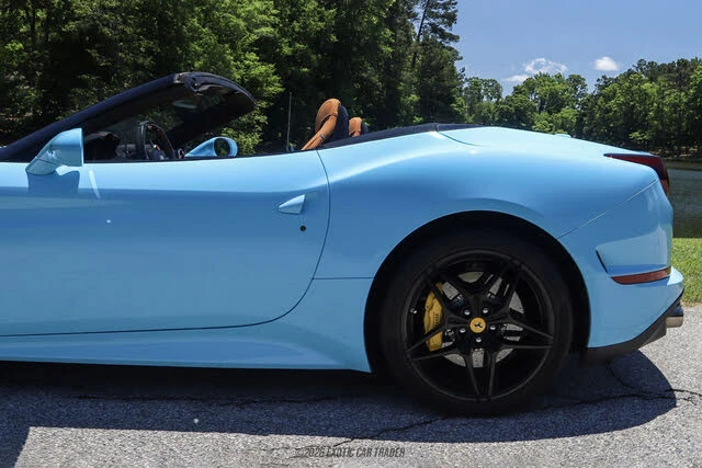 2015 Ferrari California T - Image 5 of 31