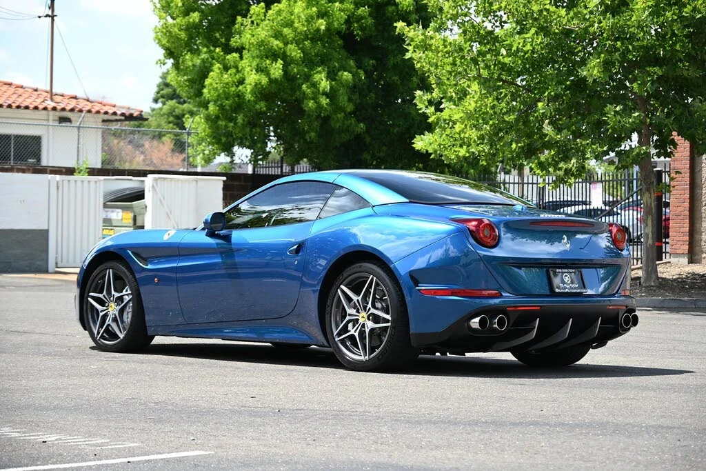 2015 Ferrari California T - Image 10 of 31
