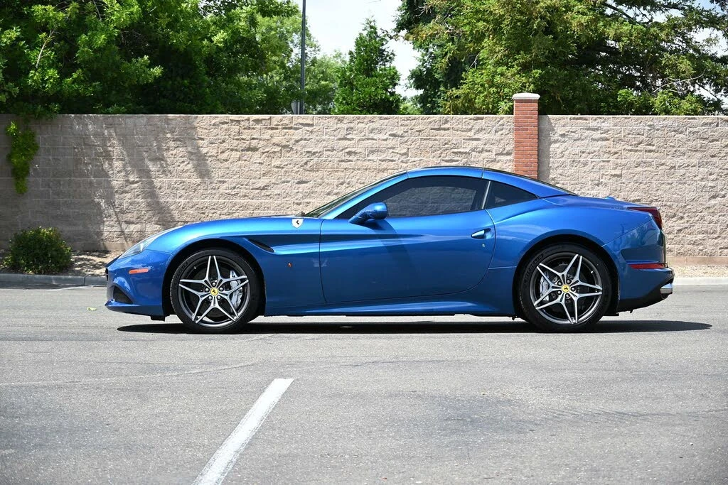 2015 Ferrari California T - Image 11 of 31