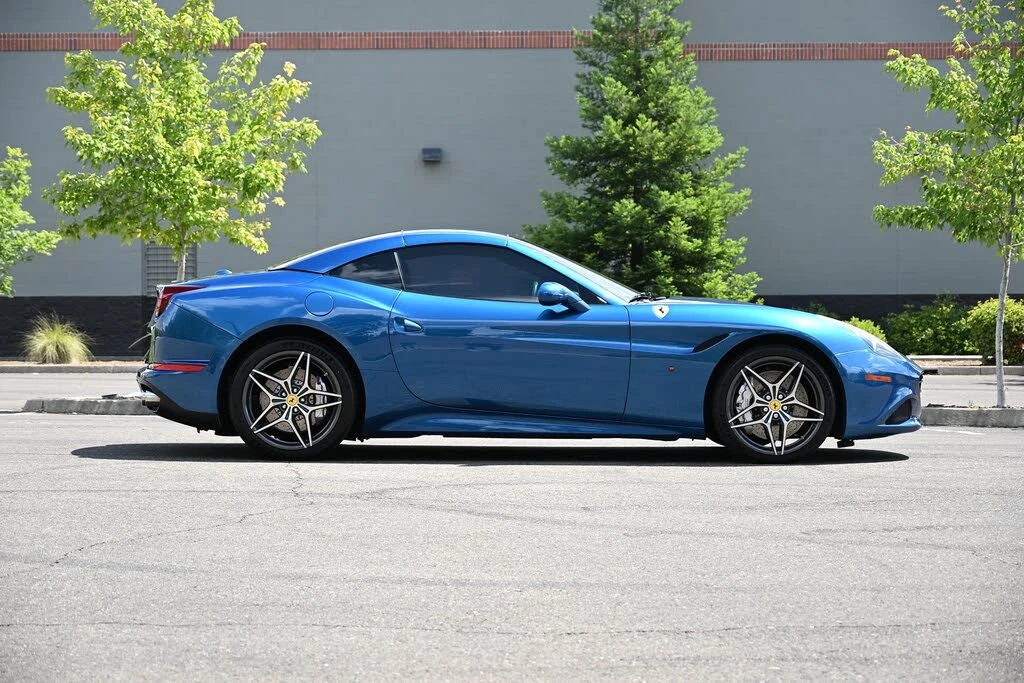 2015 Ferrari California T - Image 4 of 31