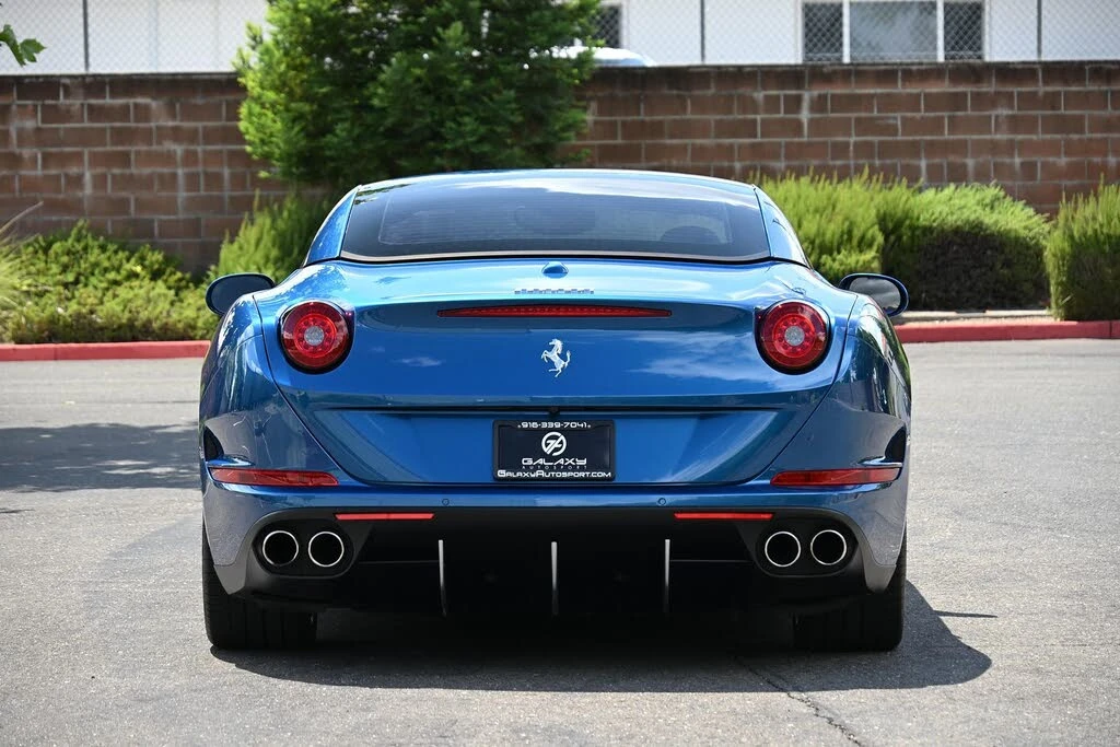 2015 Ferrari California T - Image 9 of 31