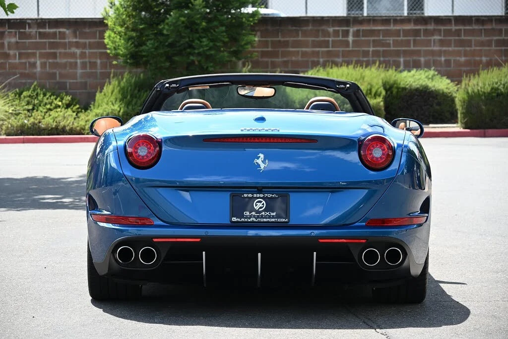 2015 Ferrari California T - Image 20 of 31