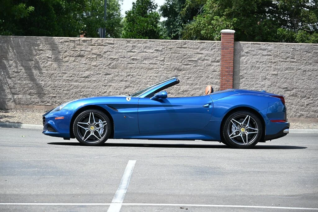 2015 Ferrari California T - Image 22 of 31