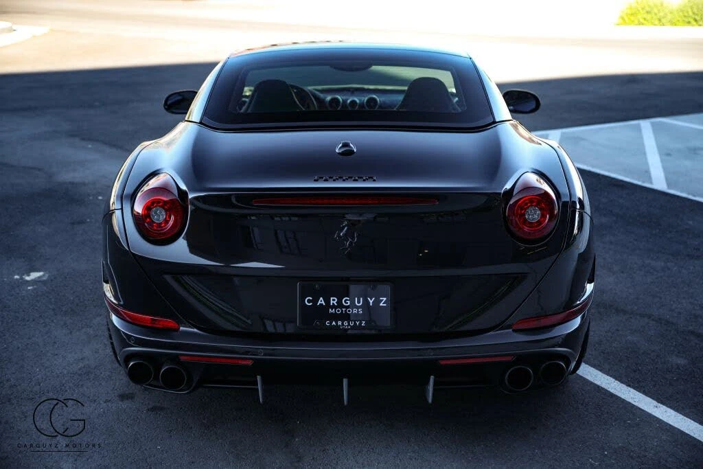 2015 Ferrari California T - Image 13 of 31