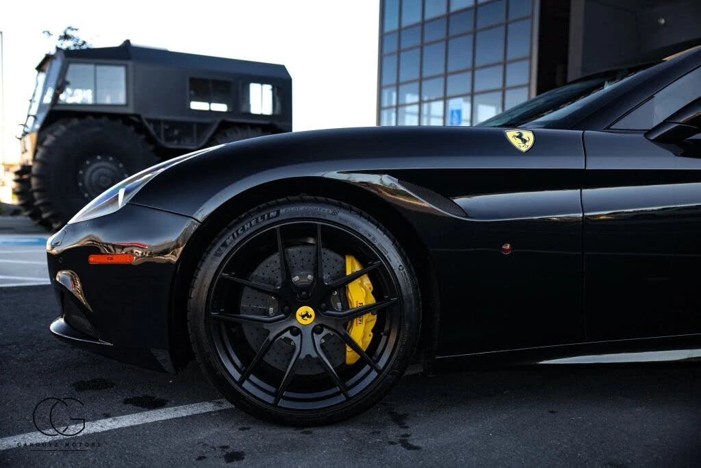 2015 Ferrari California T - Image 10 of 31
