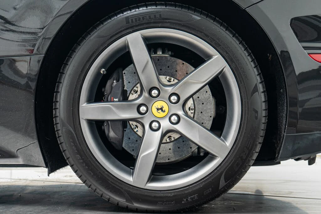 2015 Ferrari California T - Image 11 of 31