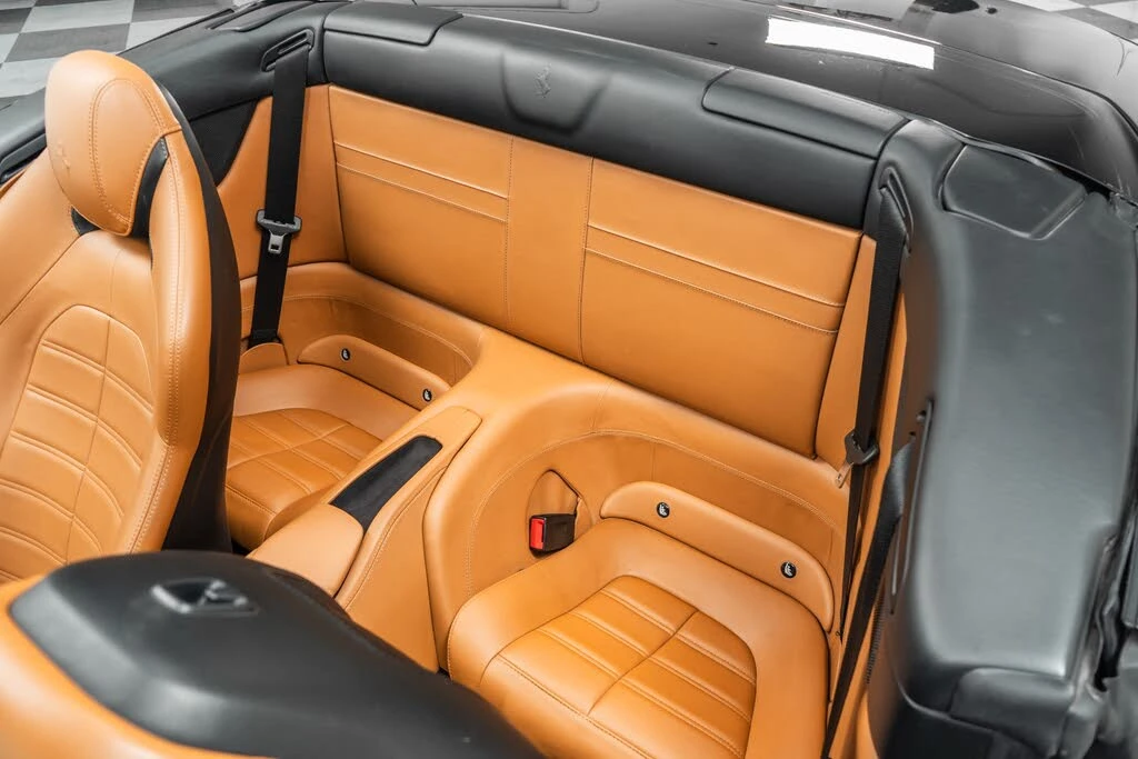 2015 Ferrari California T - Image 16 of 31