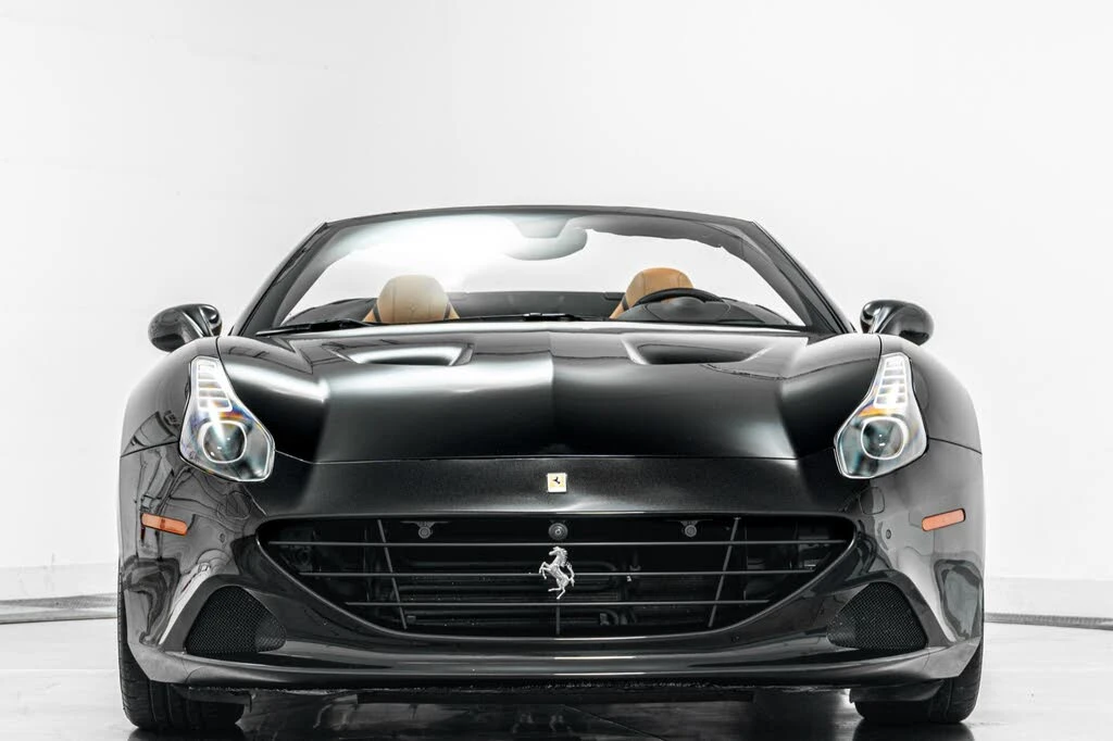 2015 Ferrari California T - Image 4 of 31