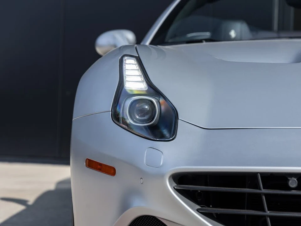 2015 Ferrari California T - Image 20 of 31