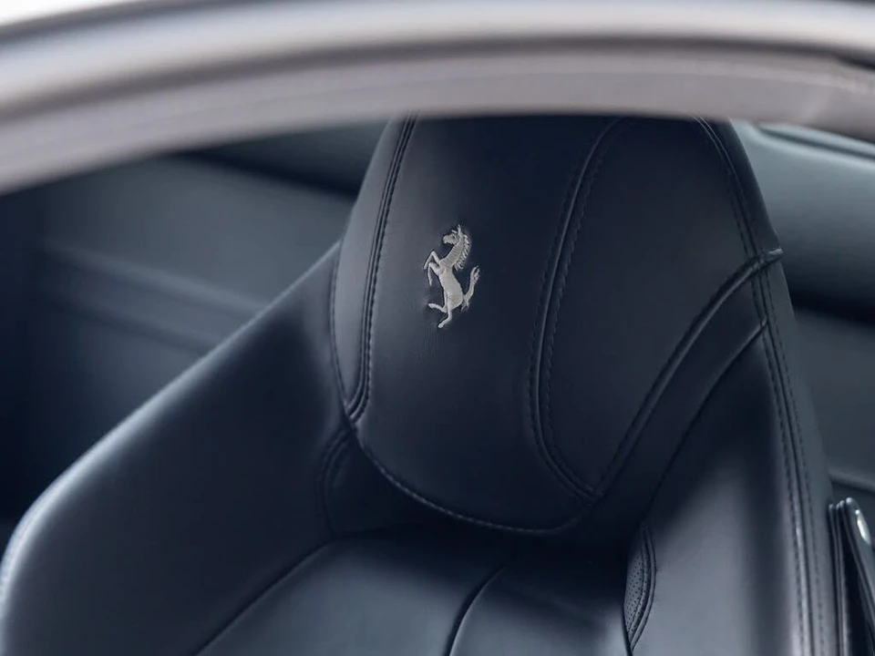 2015 Ferrari California T - Image 28 of 31