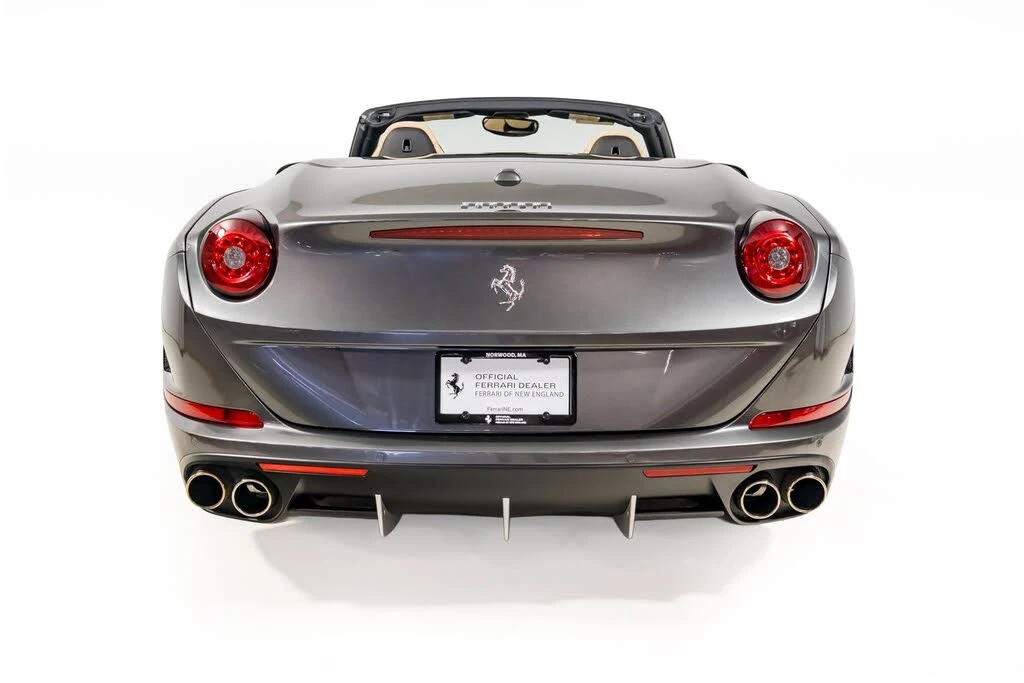 2015 Ferrari California T - Image 18 of 31