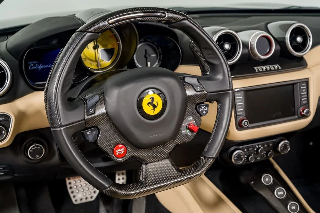 2015 Ferrari California T - Image 31 of 31