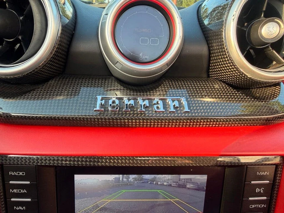 2015 Ferrari California T - Image 15 of 31