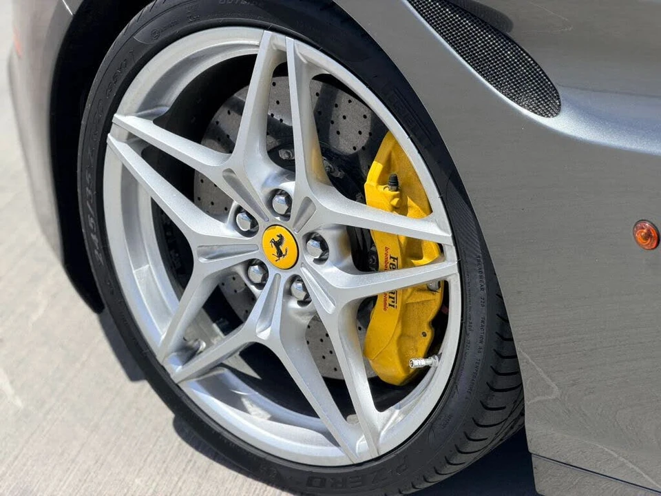 2015 Ferrari California T - Image 10 of 18