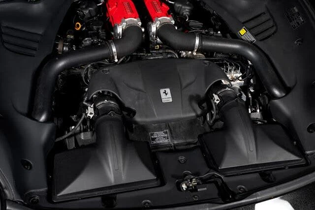2015 Ferrari California T - Image 17 of 31