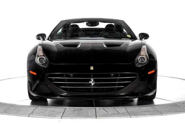 2015 Ferrari California T - Image 14 of 31