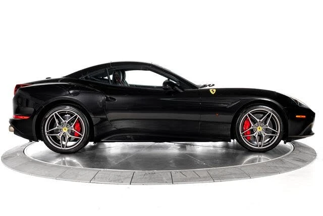 2015 Ferrari California T - Image 12 of 31