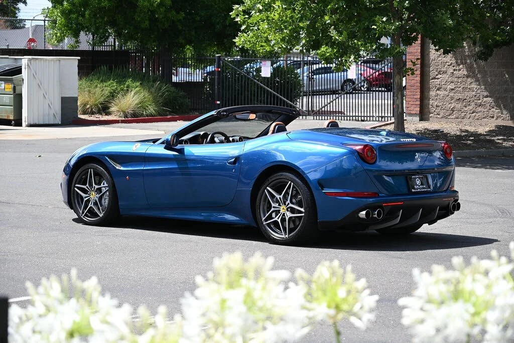 2015 Ferrari California T - Image 21 of 31
