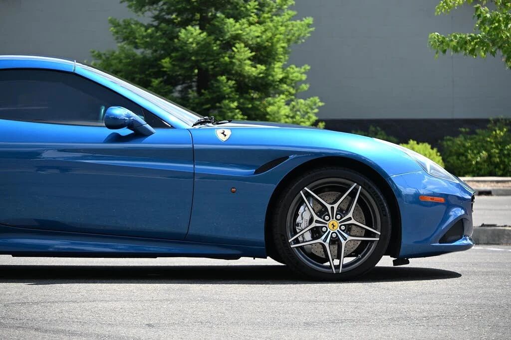 2015 Ferrari California T - Image 6 of 31