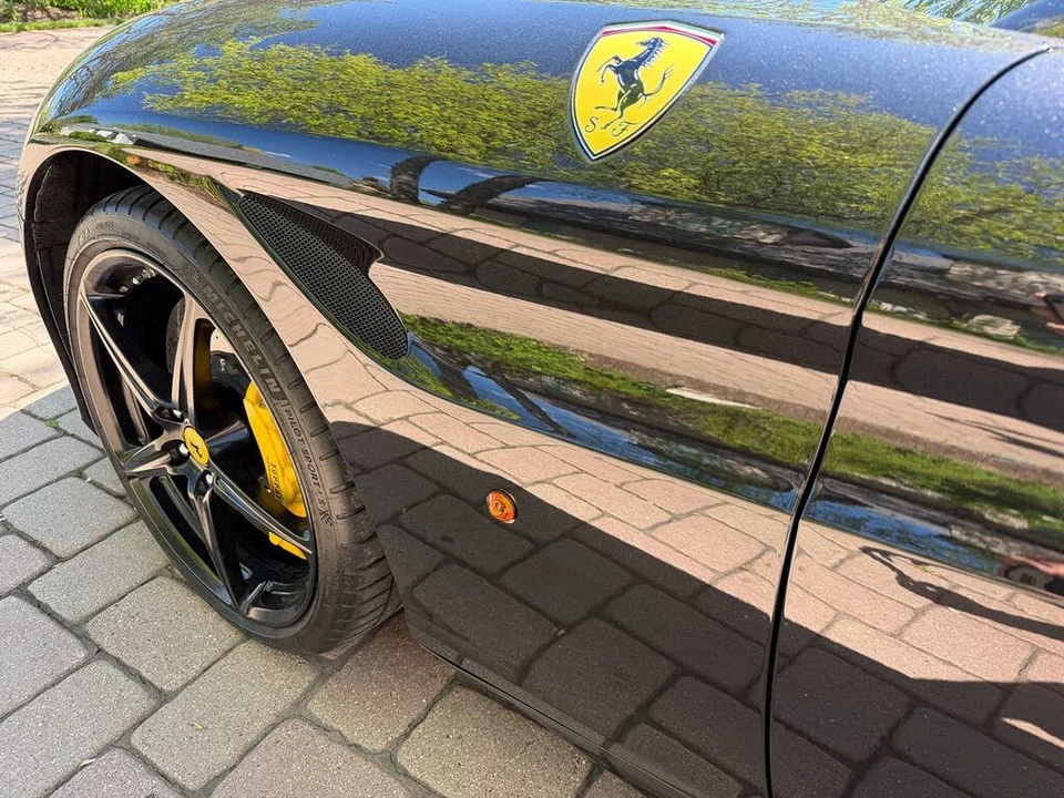 2015 Ferrari California T - Image 18 of 31