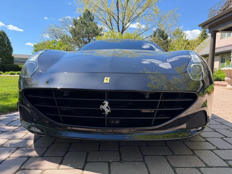 2015 Ferrari California T - Image 15 of 31