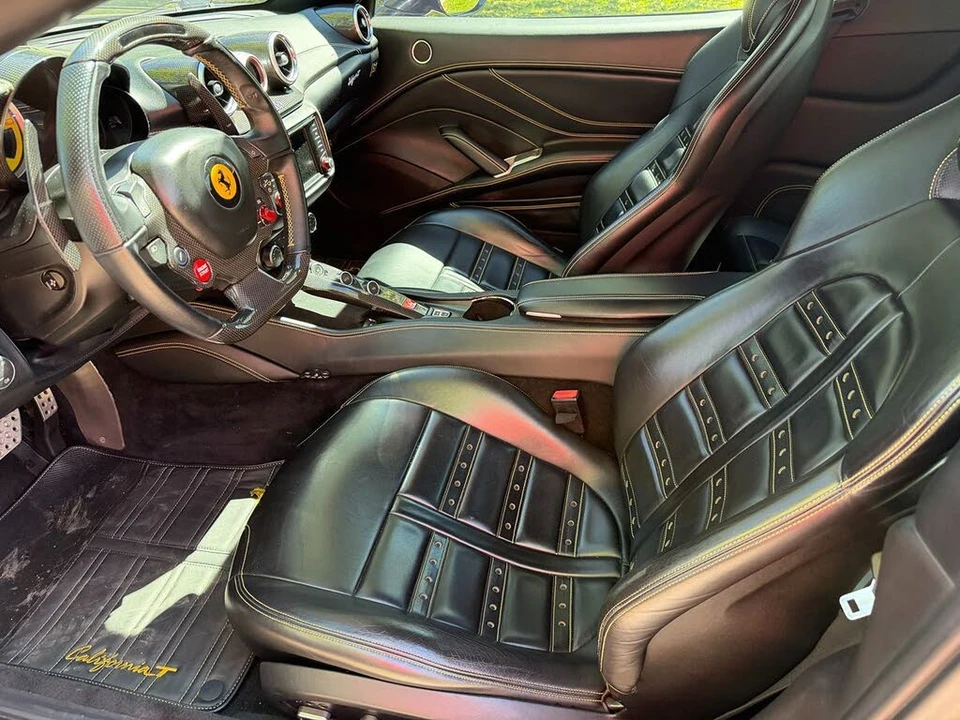 2015 Ferrari California T - Image 22 of 31