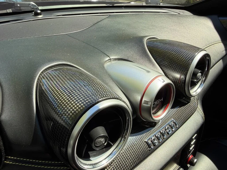 2015 Ferrari California T - Image 30 of 31