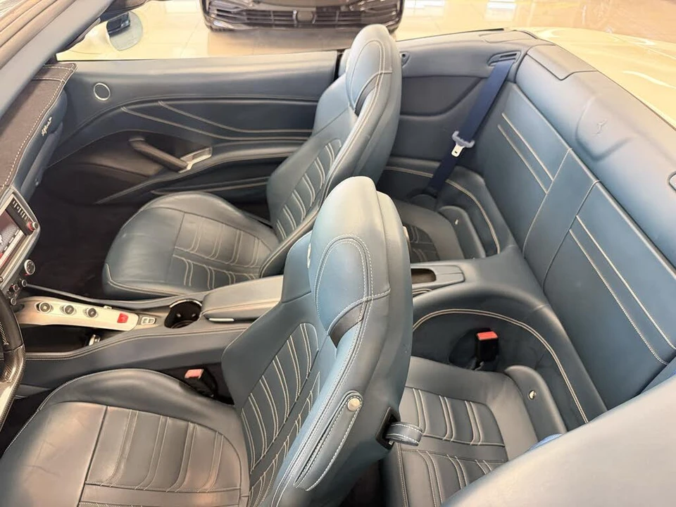 2015 Ferrari California T - Image 23 of 31