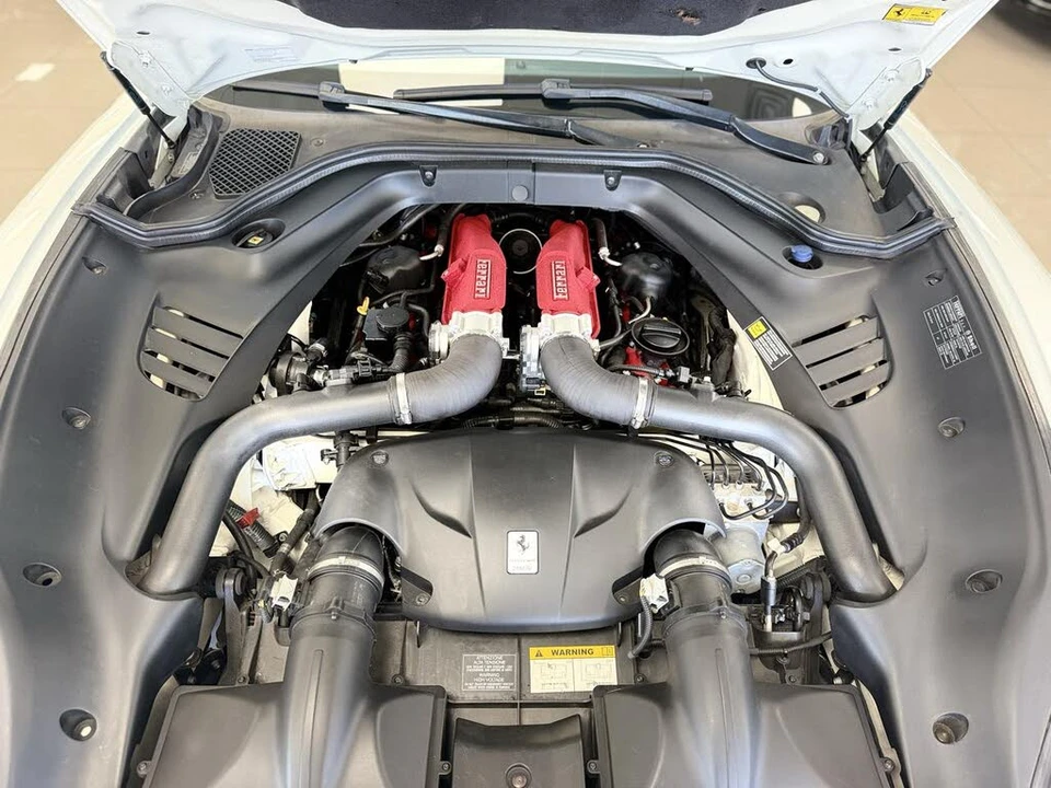 2015 Ferrari California T - Image 22 of 31