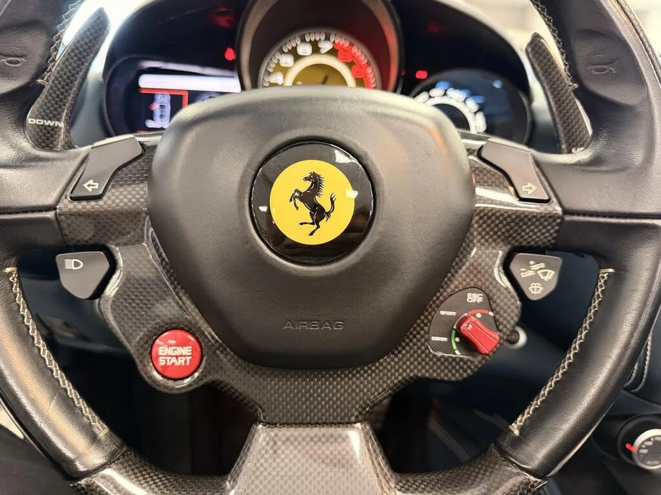 2015 Ferrari California T - Image 14 of 31