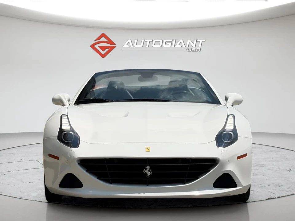 2015 Ferrari California T - Image 13 of 31