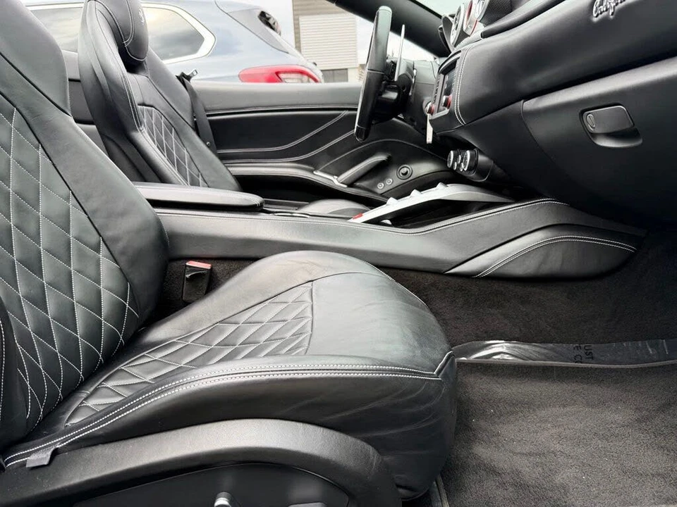 2015 Ferrari California T - Image 29 of 31