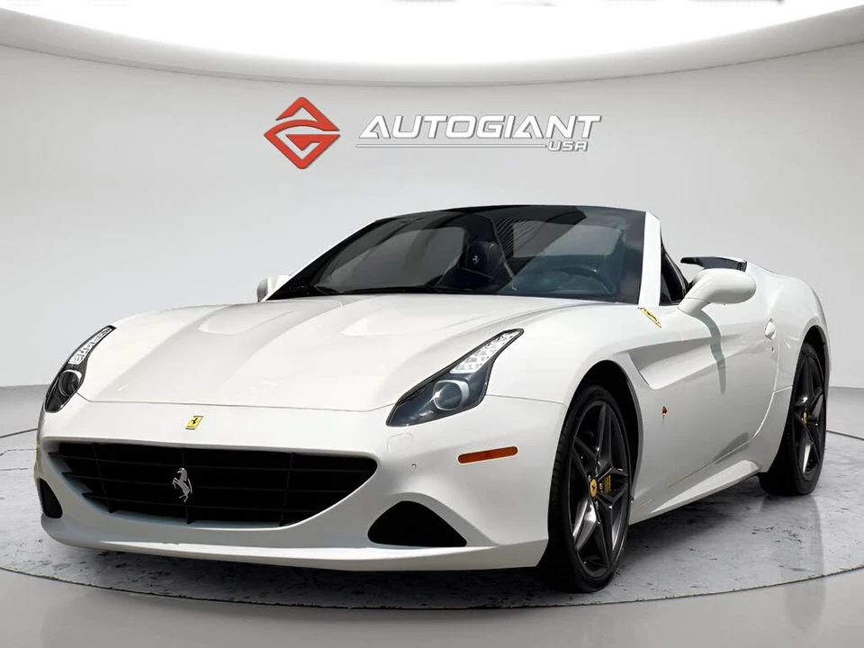 2015 Ferrari California T - Image 8 of 31