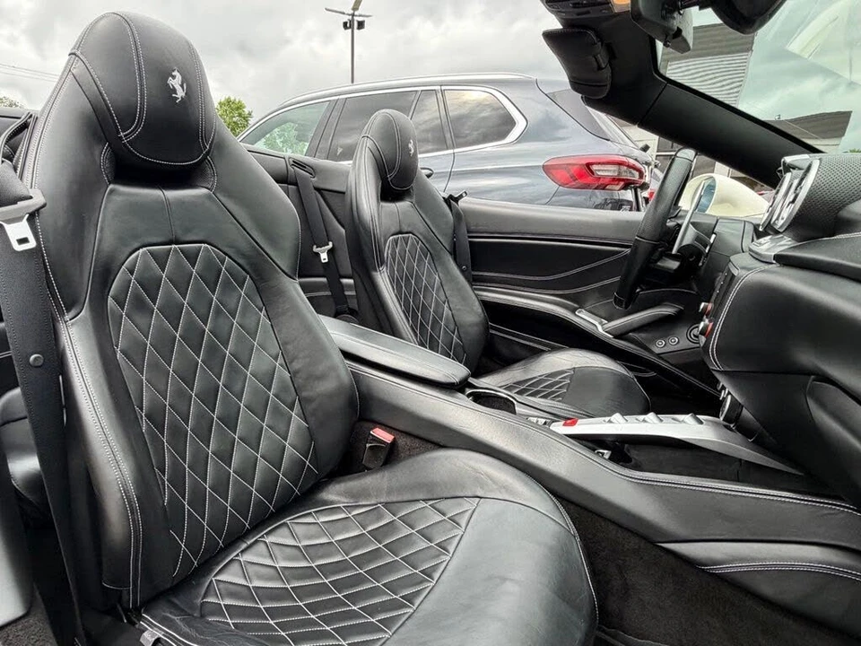 2015 Ferrari California T - Image 30 of 31