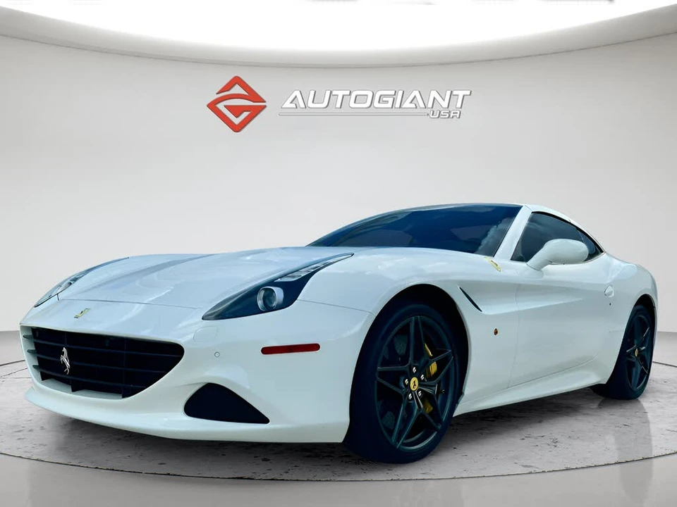 2015 Ferrari California T - Image 20 of 31