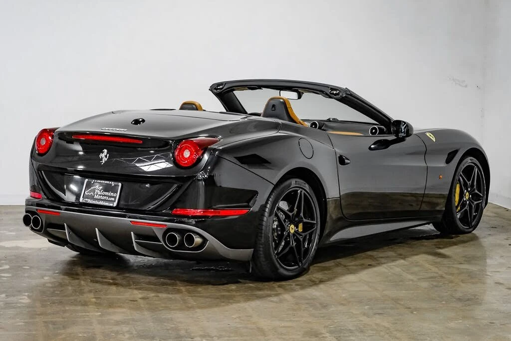 2015 Ferrari California T - Image 15 of 31