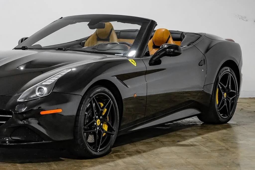 2015 Ferrari California T - Image 9 of 31