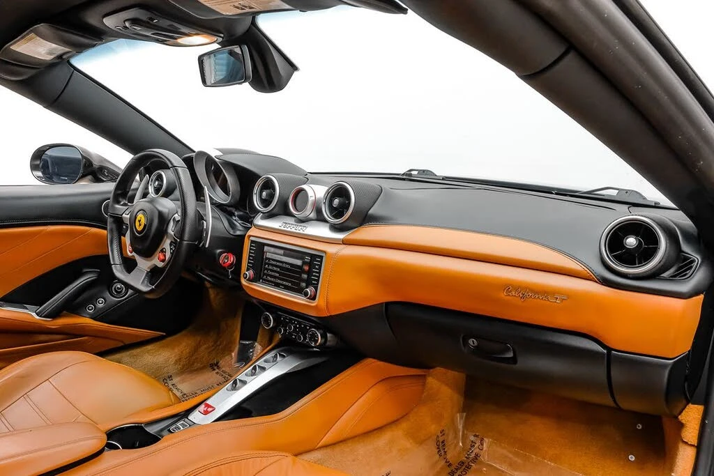 2015 Ferrari California T - Image 25 of 31