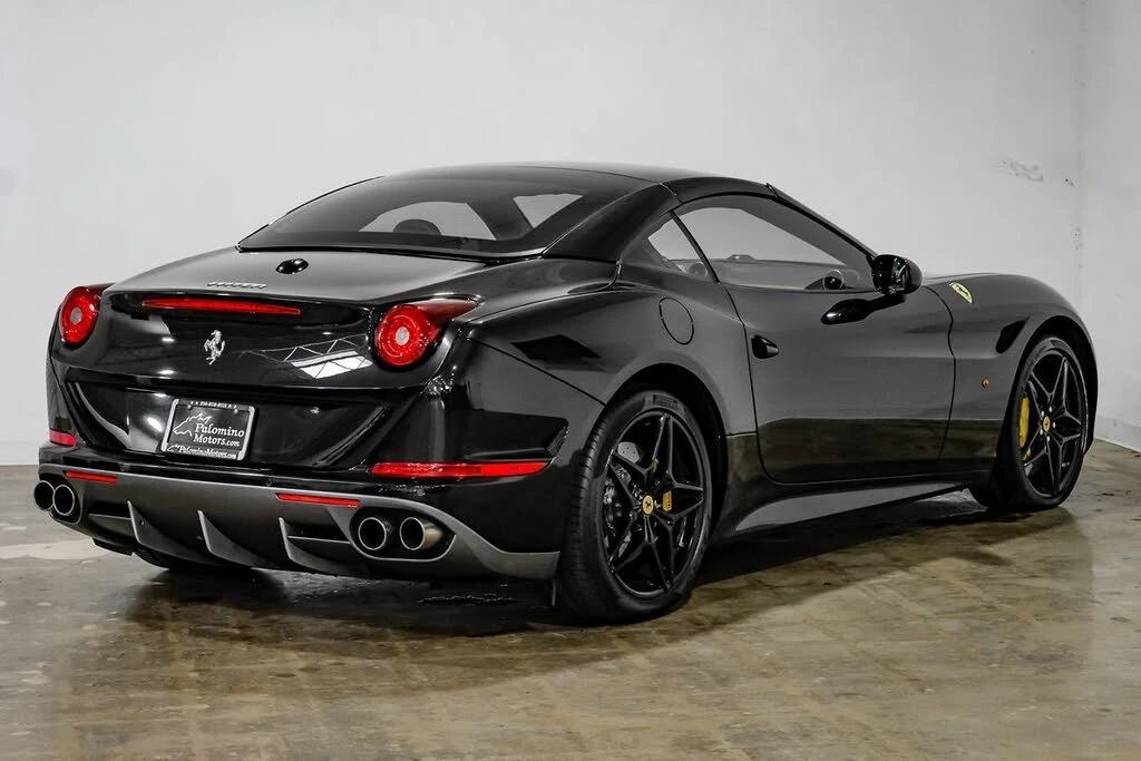 2015 Ferrari California T - Image 16 of 31