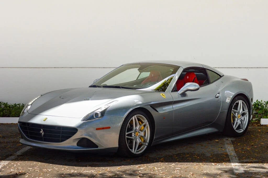 2015 Ferrari California T - Image 6 of 31