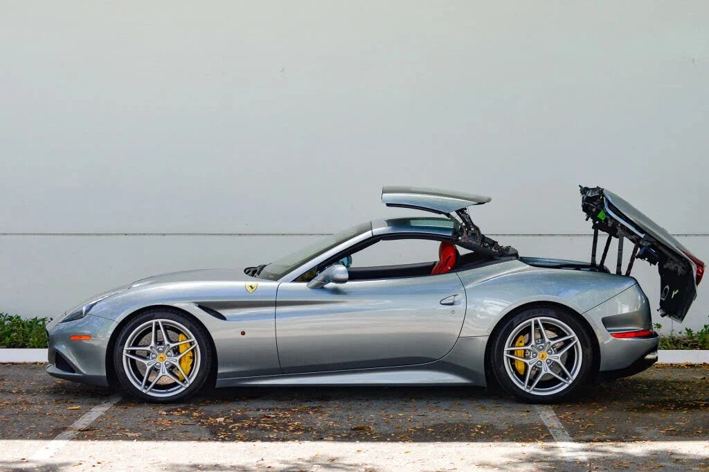 2015 Ferrari California T - Image 8 of 31