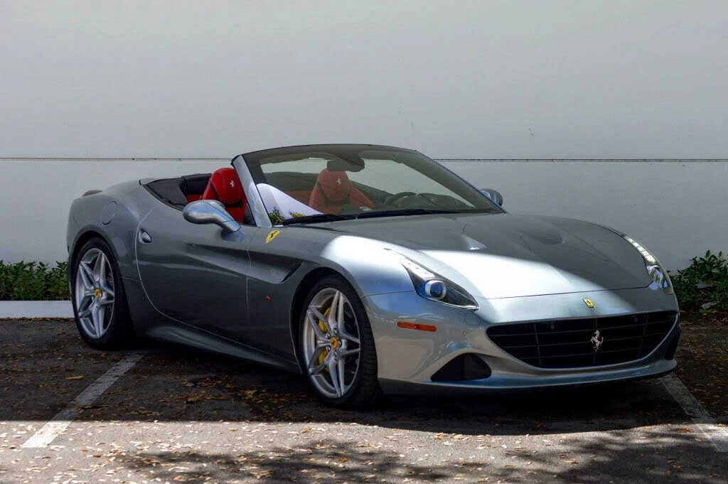 2015 Ferrari California T - Image 28 of 31
