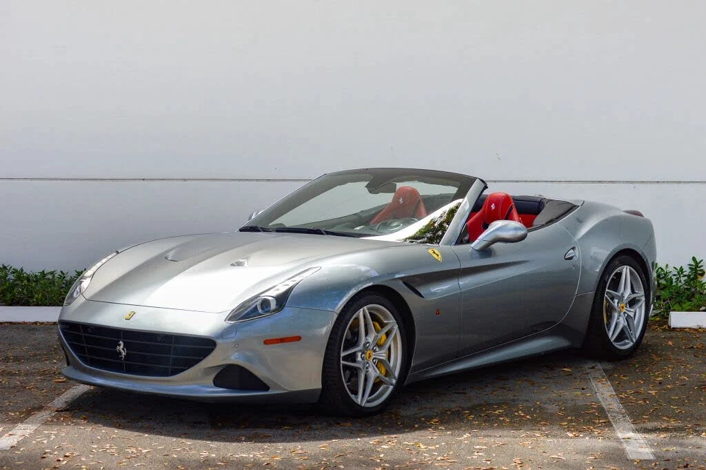 2015 Ferrari California T - Image 5 of 31