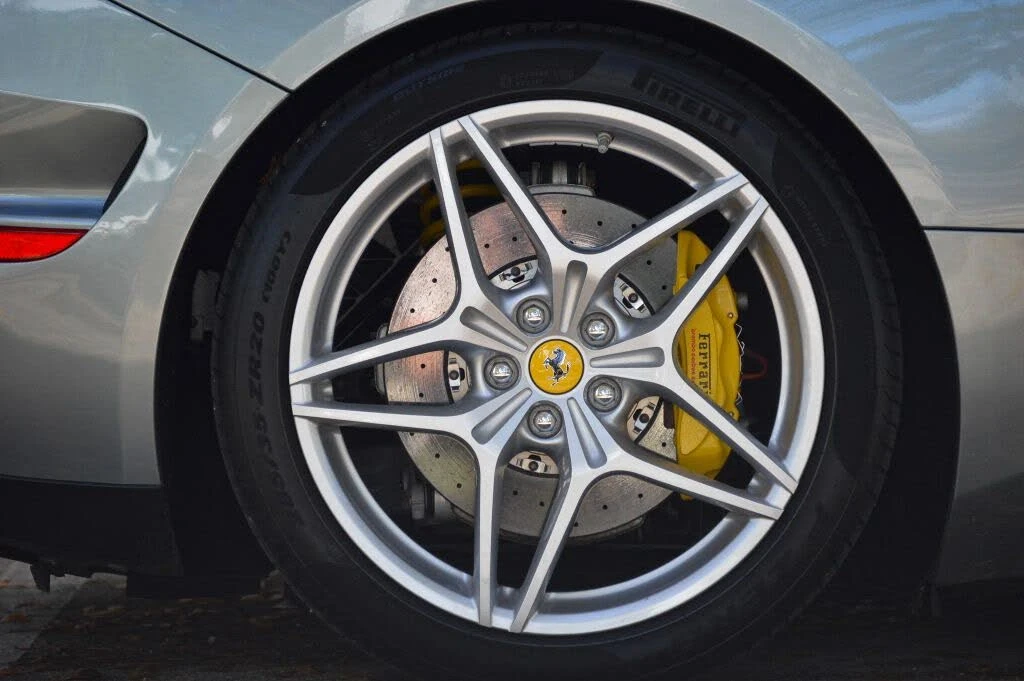 2015 Ferrari California T - Image 26 of 31