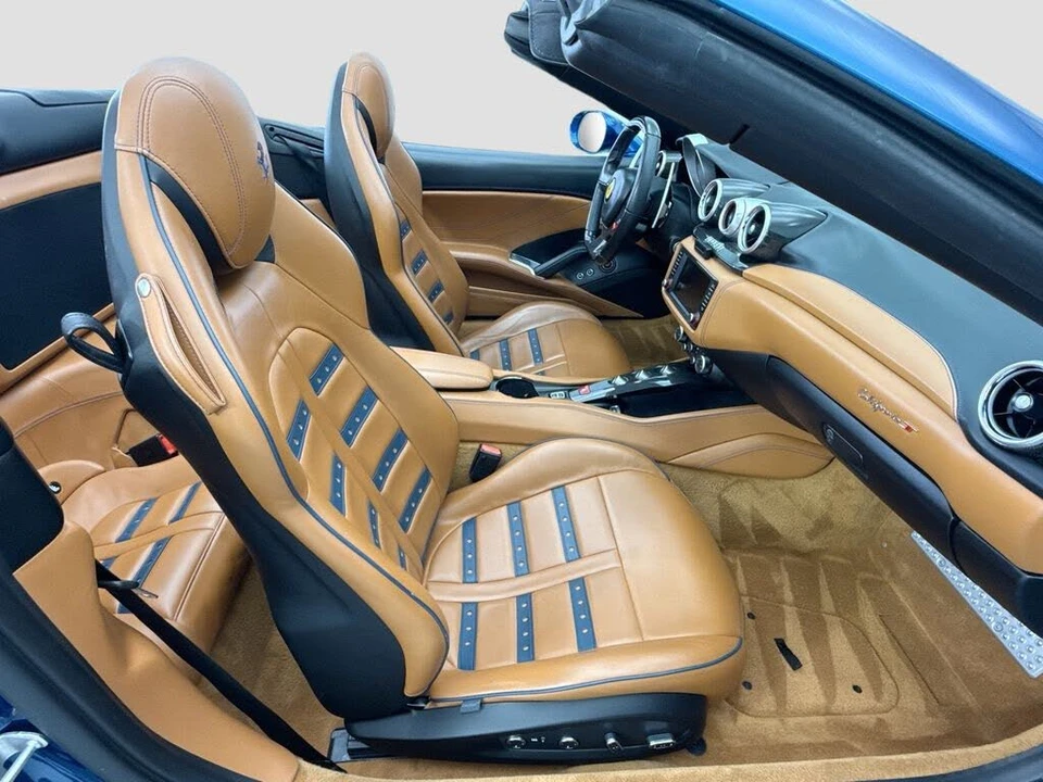 2015 Ferrari California T - Image 26 of 31