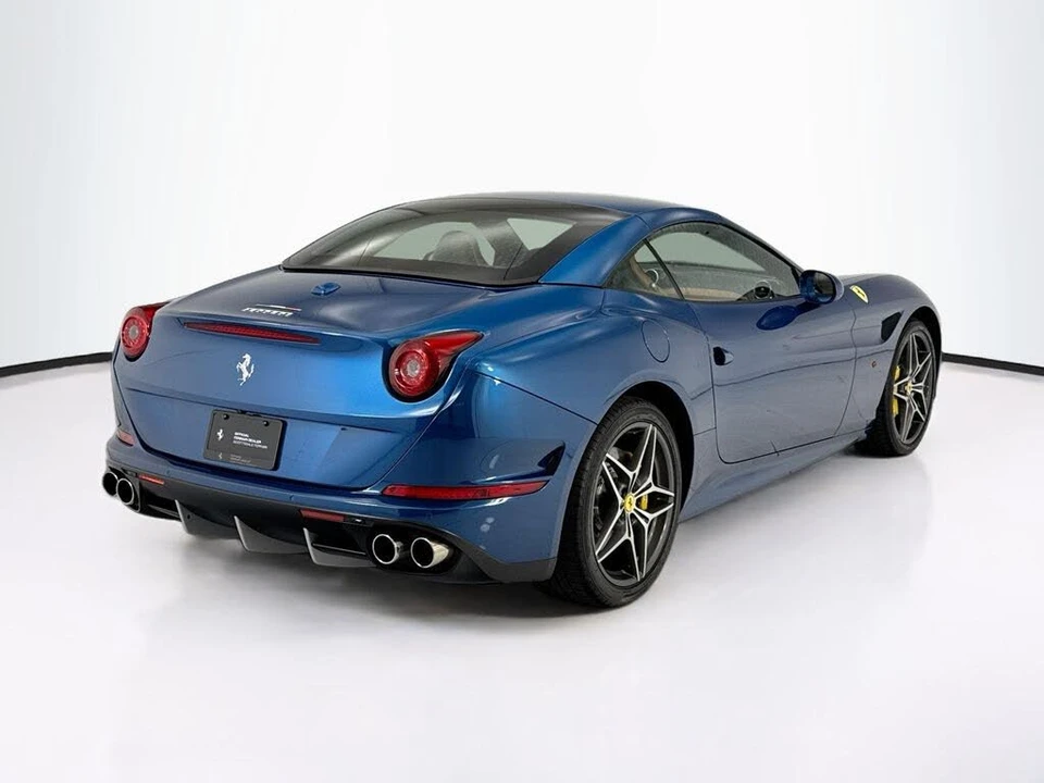 2015 Ferrari California T - Image 13 of 31