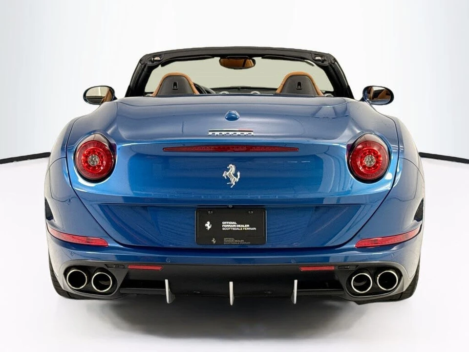 2015 Ferrari California T - Image 6 of 31